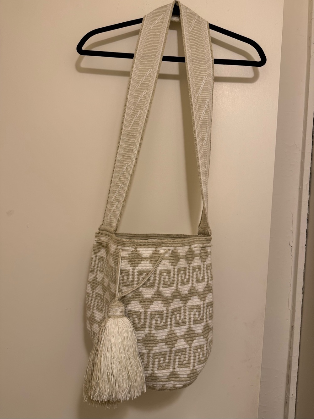 NWOT BOHO Tote with Big Tassels